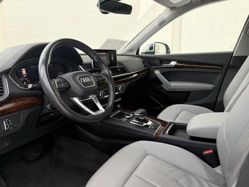 2018 Audi Q5 2.0T Tech Premium