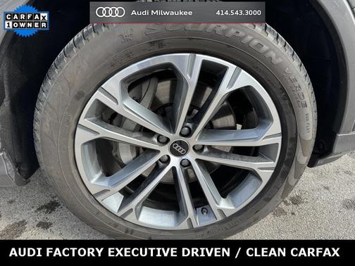 2025 Audi Q7 45 Premium