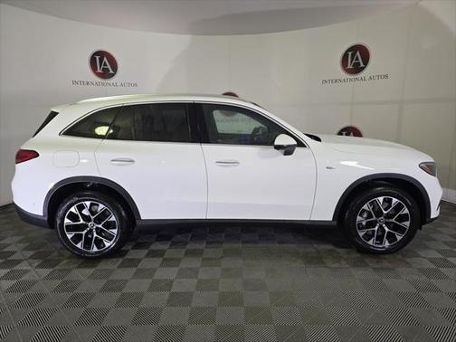 2025 Mercedes-Benz GLC 350e Base