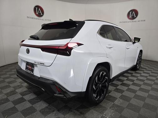2023 Lexus UX 250h F Sport