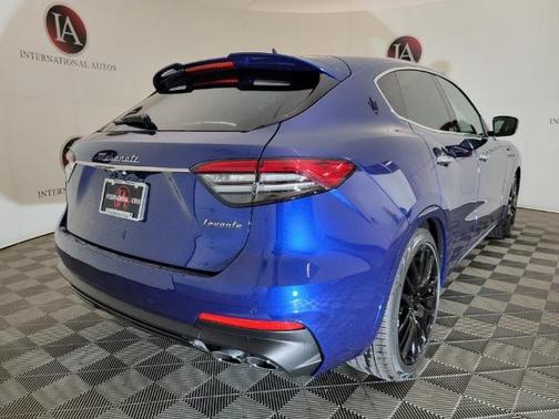 2024 Maserati Levante Modena Ultima