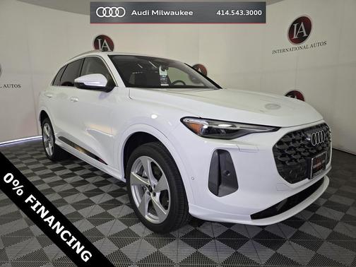 2025 Audi Q5 Premium Plus