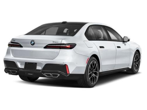 Alpine White 2025 BMW 760 xDrive