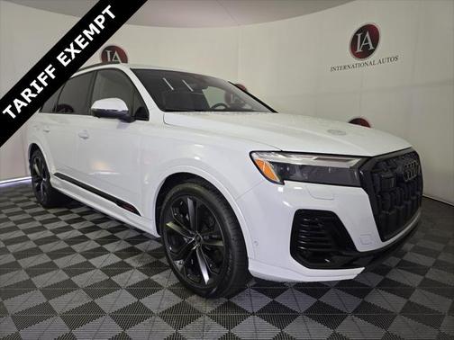 2025 Audi Q7 55 Premium Plus