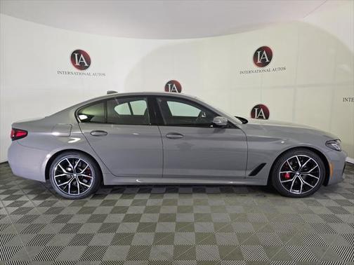 2022 BMW 530 i xDrive