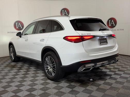 White 2025 Mercedes-Benz GLC 300 4MATIC
