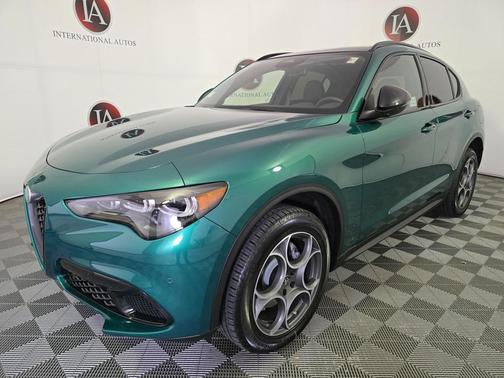 2025 Alfa Romeo Stelvio Sprint AWD