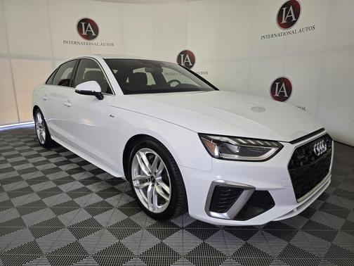 2022 Audi A4 45 S line Premium Plus