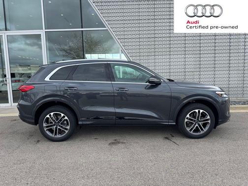 Gray / Black 2025 Audi Q5 Premium Plus TFSI quattro S tronic