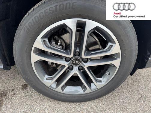 Gray / Black 2025 Audi Q5 Premium Plus TFSI quattro S tronic