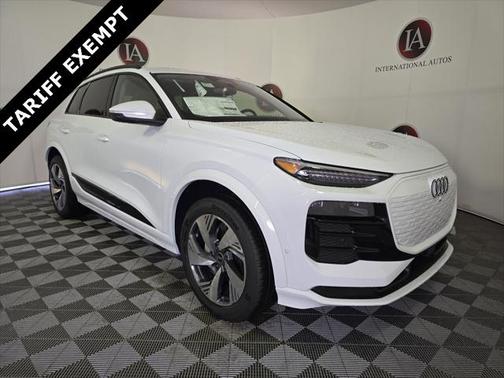 2025 Audi Q6 e-tron Premium Plus quattro