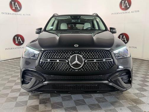 Obsidian Black Metallic 2026 Mercedes-Benz GLE 450 4MATIC