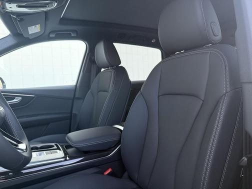 2026 Audi Q7 45 Premium