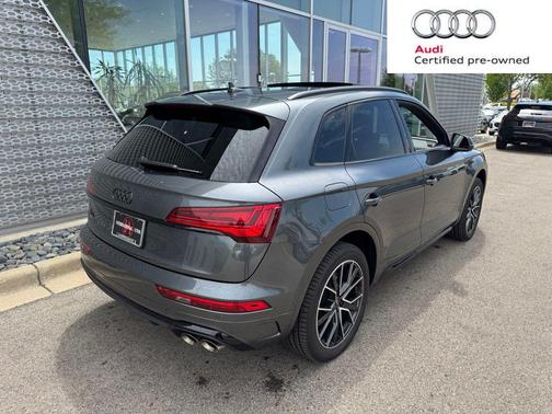 Daytona Gray Pearl Effect 2023 Audi SQ5 3.0T Premium Plus