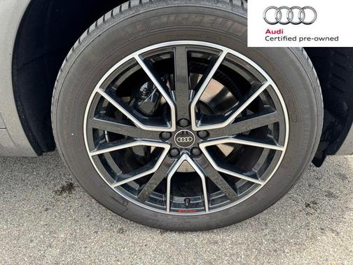 Daytona Gray Pearl Effect 2023 Audi SQ5 3.0T Premium Plus