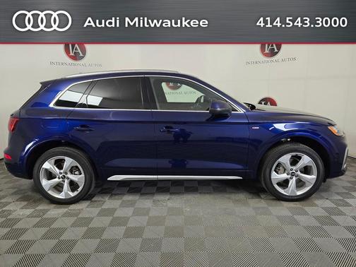 2023 Audi Q5 45 S line Prestige