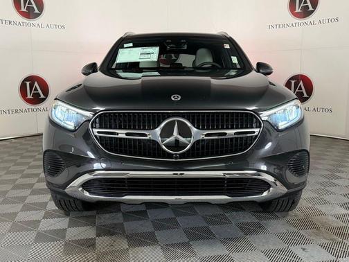 Graphite Grey Metallic 2026 Mercedes-Benz GLC 300 4MATIC