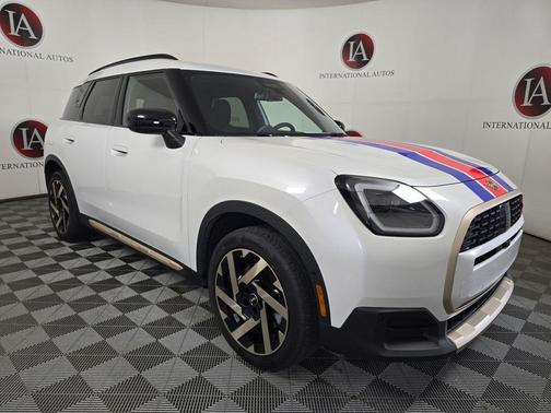 Nanuq White Metallic 2025 MINI Countryman Cooper S ALL4