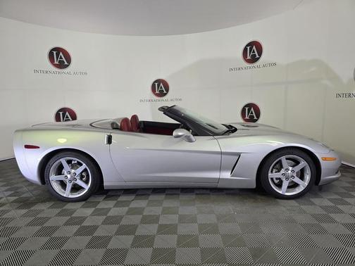 2005 Chevrolet Corvette Base