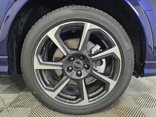 2025 Audi Q3 45 S line Premium Plus