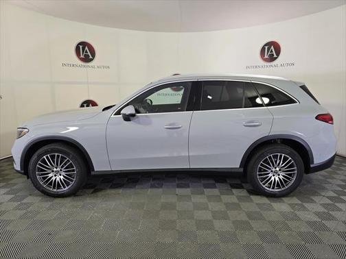 2025 Mercedes-Benz GLC 300 4MATIC