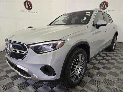 2025 Mercedes-Benz GLC 300 4MATIC
