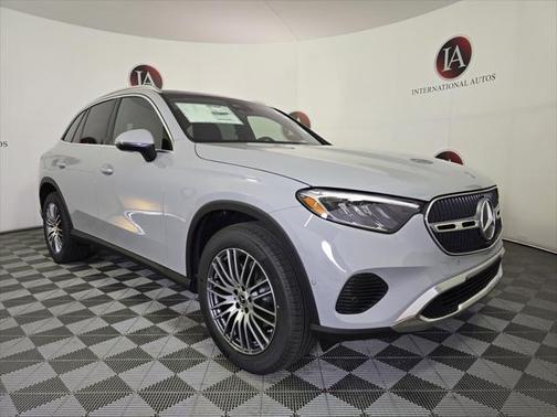 2025 Mercedes-Benz GLC 300 4MATIC