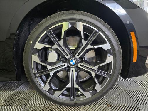 2026 BMW 330 xDrive NA