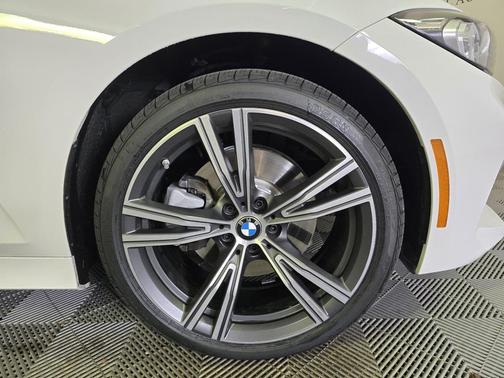 2024 BMW 330 xDrive