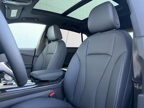 2026 Audi Q8 55 Premium Plus