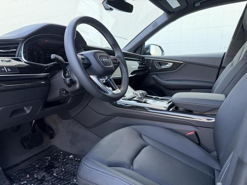 2026 Audi Q8 55 Premium Plus
