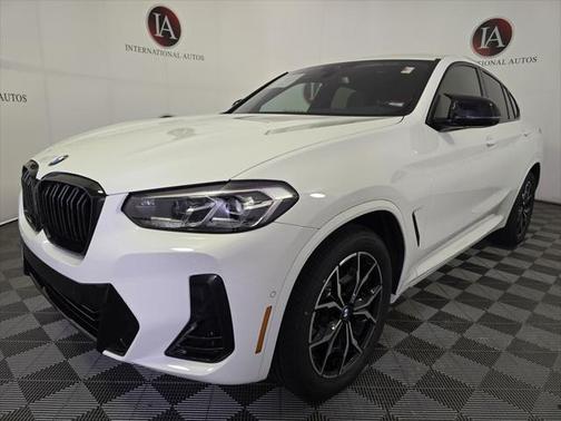 2022 BMW X4 xDrive30i