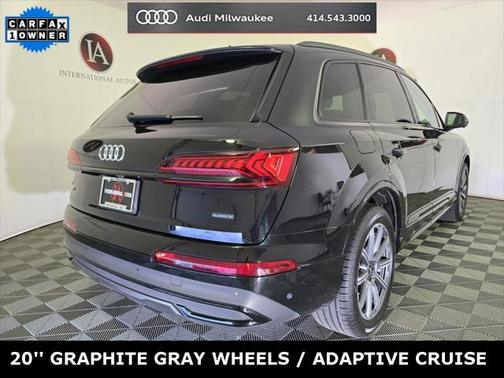 2022 Audi Q7 45 Premium Plus