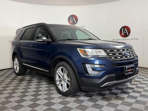 Magnetic Metallic 2017 Ford Explorer XLT