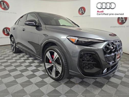 Daytona Gray Pearl Effect 2025 Audi SQ5 3.0T Premium Plus