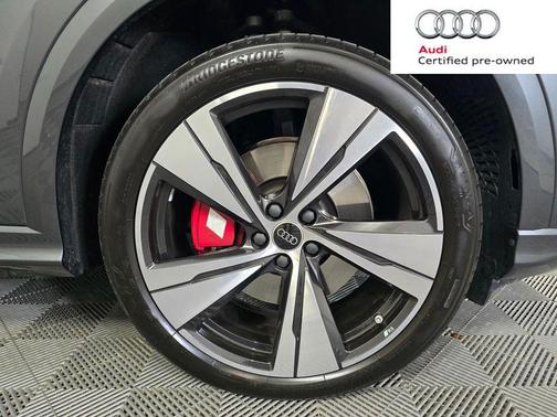 Daytona Gray Pearl Effect 2025 Audi SQ5 3.0T Premium Plus