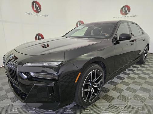 2024 BMW 760 i xDrive
