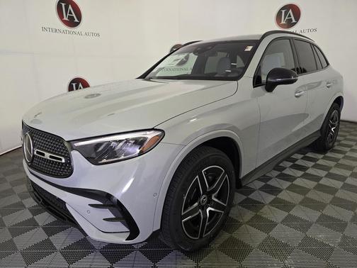 2026 Mercedes-Benz GLC 300 4MATIC