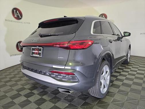 2025 Audi Q5 Premium Plus