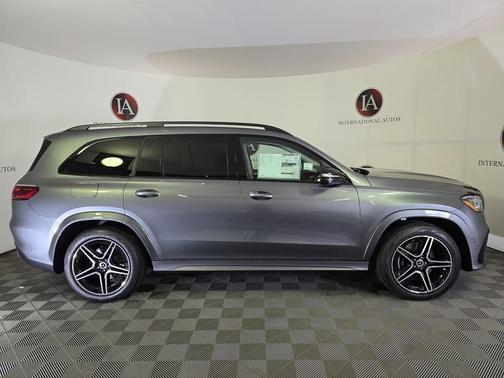 2026 Mercedes-Benz GLS 450 4MATIC