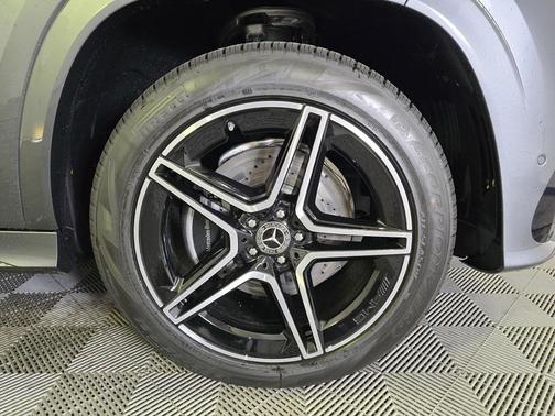 2026 Mercedes-Benz GLS 450 4MATIC