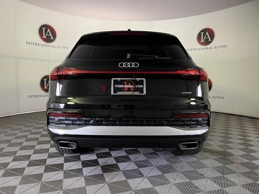 2025 Audi Q5 Prestige TFSI quattro S tronic