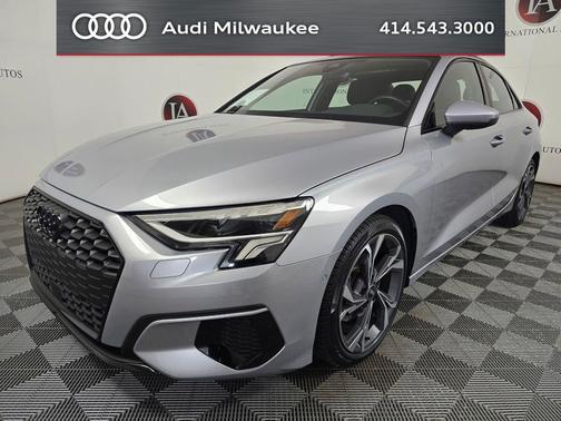 Florett Silver Metallic 2023 Audi A3 Premium