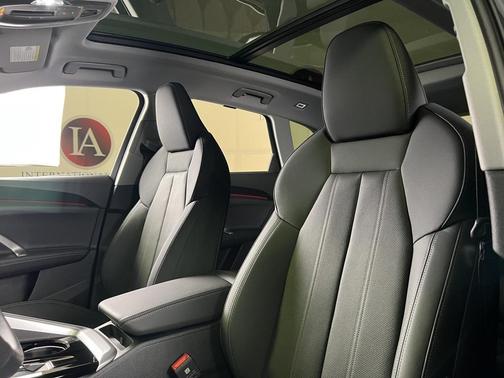 2025 Audi Q5 Prestige TFSI quattro S tronic