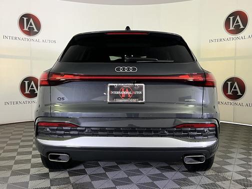 2025 Audi Q5 Prestige TFSI quattro S tronic