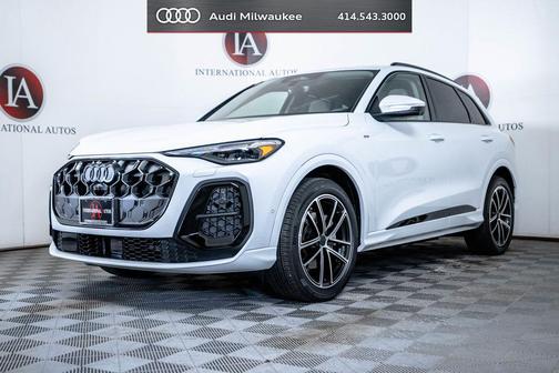 Glacier White Metallic 2026 Audi Q5 Prestige TFSI quattro S tronic