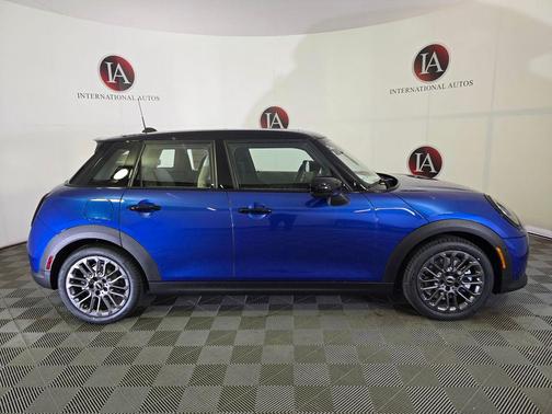 Blazing Blue Metallic 2026 MINI Hardtop