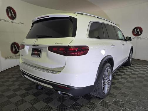 2025 Mercedes-Benz GLS 450 4MATIC