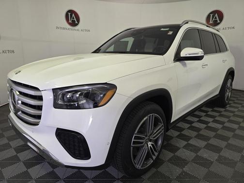 2025 Mercedes-Benz GLS 450 4MATIC