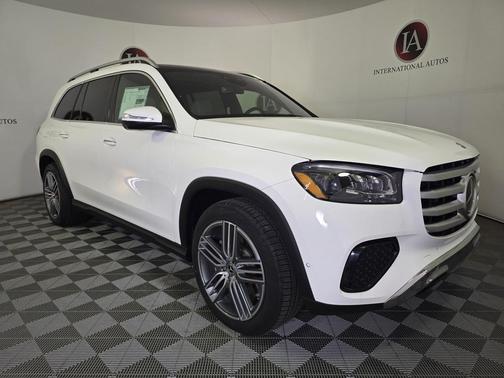 2025 Mercedes-Benz GLS 450 4MATIC